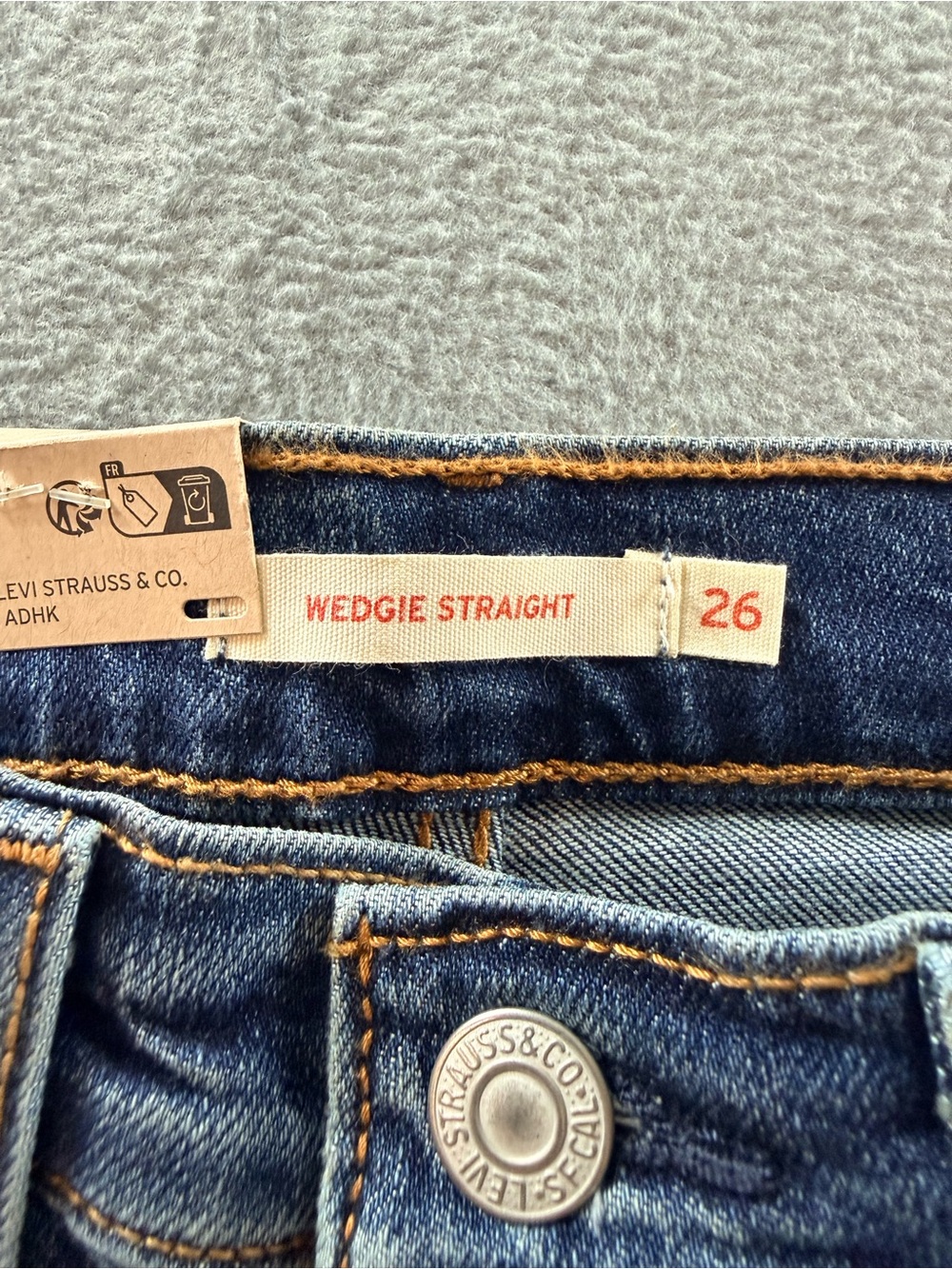 Levi's - Blue Denim Wedgie Straight Jeans - Picture 5 of 12